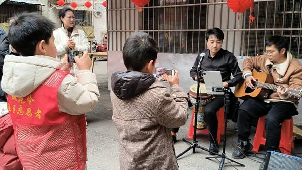 分“投”行動聚元宵?僑界連心話環(huán)?！髁陞^(qū)桃花嶺社區(qū)“僑胞之家”開展元宵節(jié)主題活動